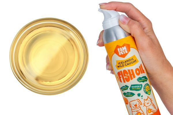 Fresh fish oil spray for dogs